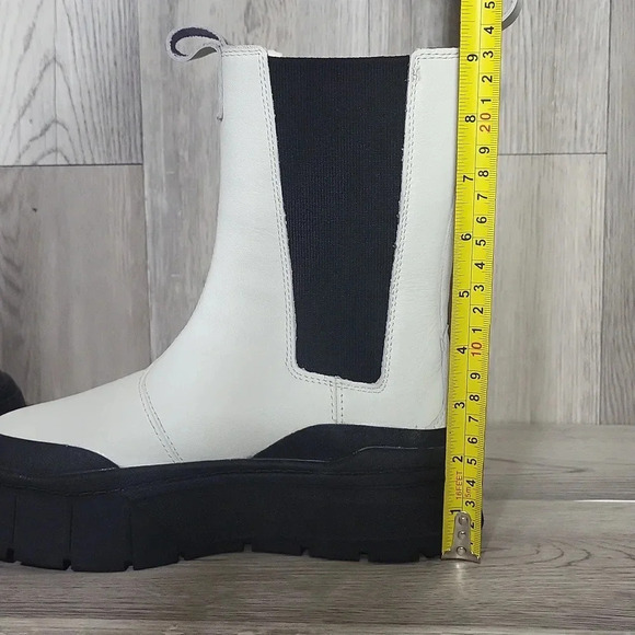 🛍Puma Mayze Stack Chelsea Boot White Black Slip On Womens Size 5.5 - Picture 10 of 10